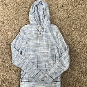 BLUE AND WHITE LIGHTWEIGHT HOODIE